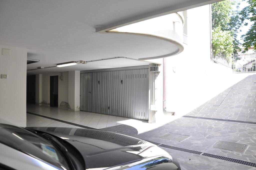 Residence Hamilton Ριτσόνε Εξωτερικό φωτογραφία