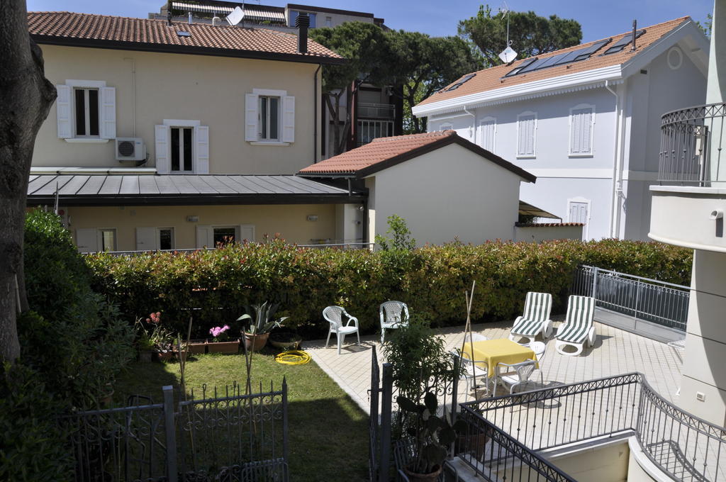 Residence Hamilton Ριτσόνε Εξωτερικό φωτογραφία