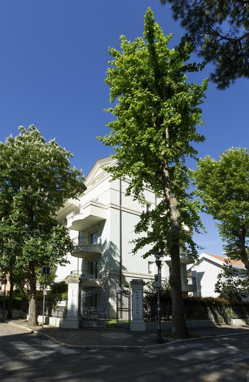 Residence Hamilton Ριτσόνε Εξωτερικό φωτογραφία