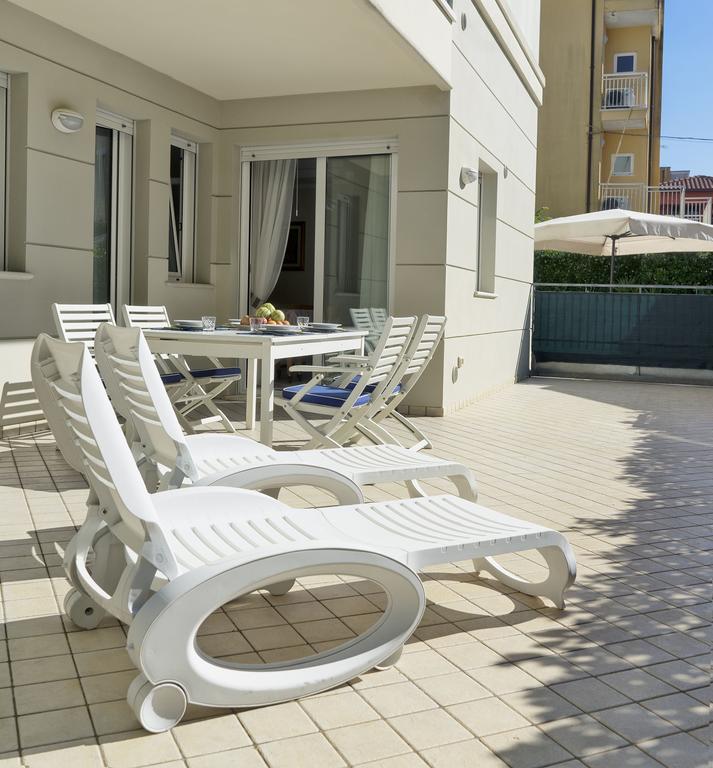 Residence Hamilton Ριτσόνε Εξωτερικό φωτογραφία