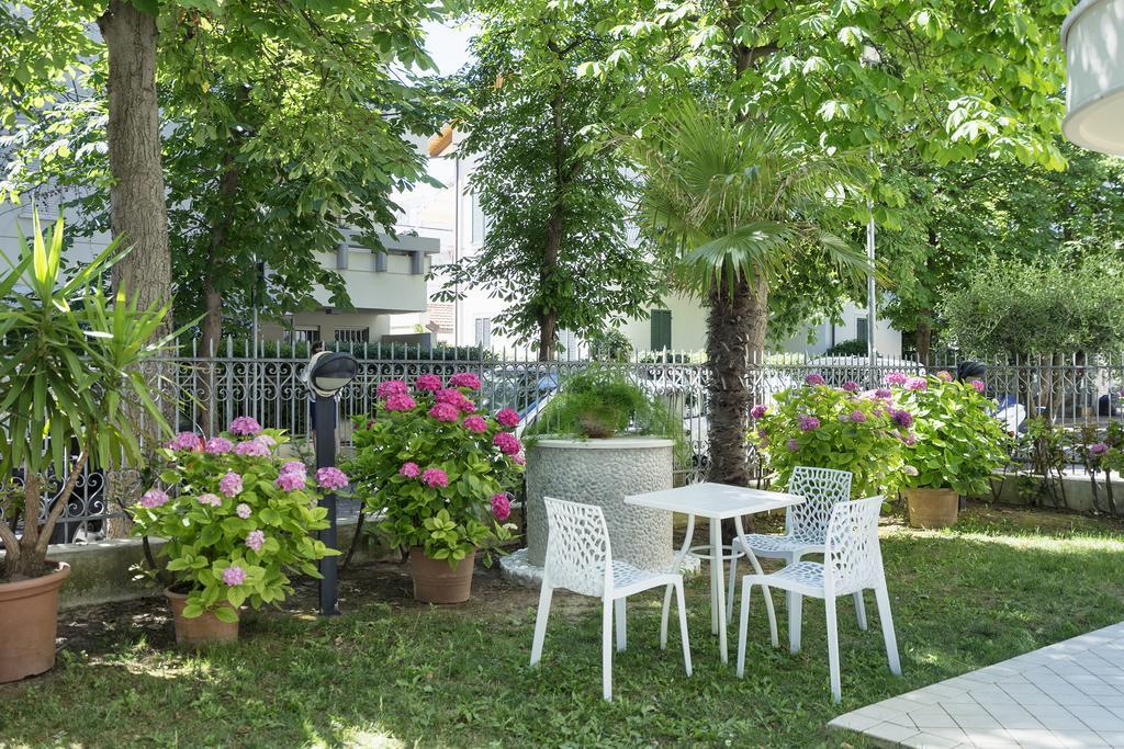Residence Hamilton Ριτσόνε Εξωτερικό φωτογραφία